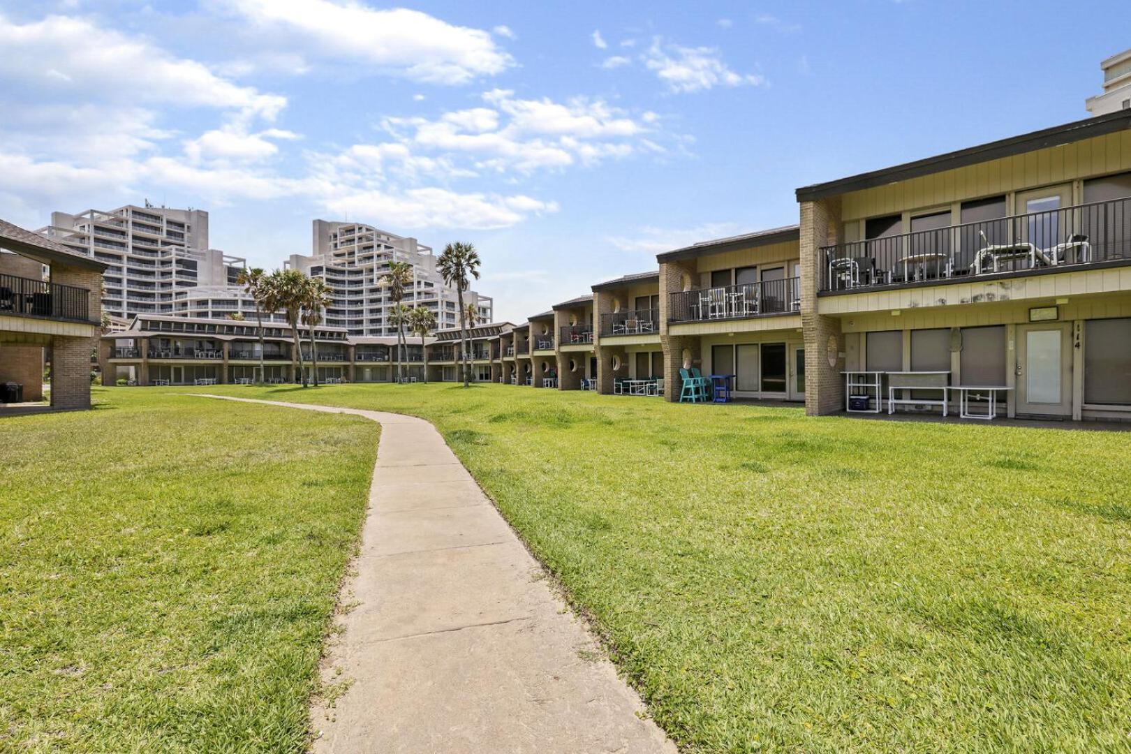 Ground Floor Beachfront Beauty! Steps To The Beach And Pool 南帕诸岛 客房 照片